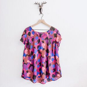 Torrid Women's Pink Purple Heart Print Blouse Size 2X